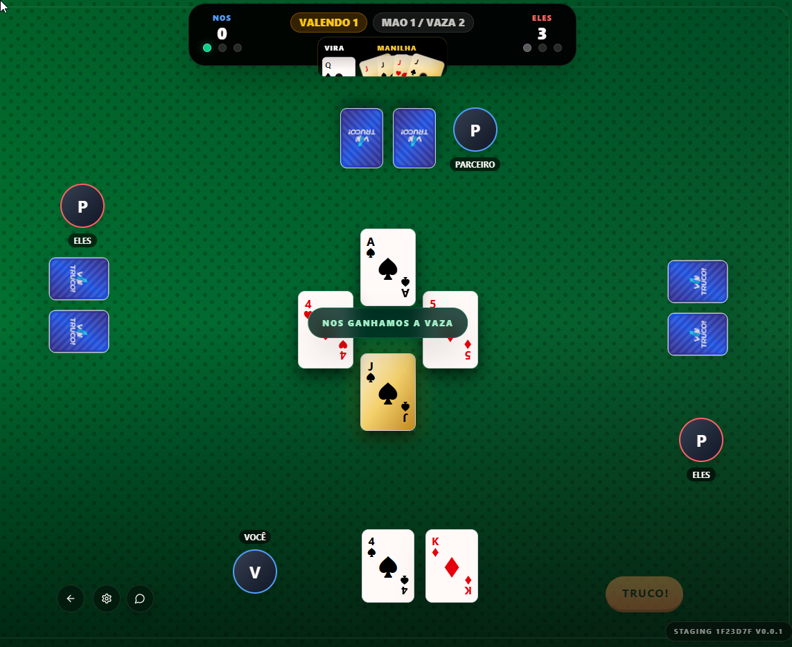 Mesa 2v2 do Vai Truco! com cartas na mesa e placar visível.