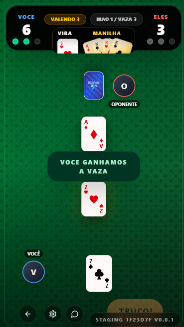 Partida 1v1 do Vai Truco! no mobile.